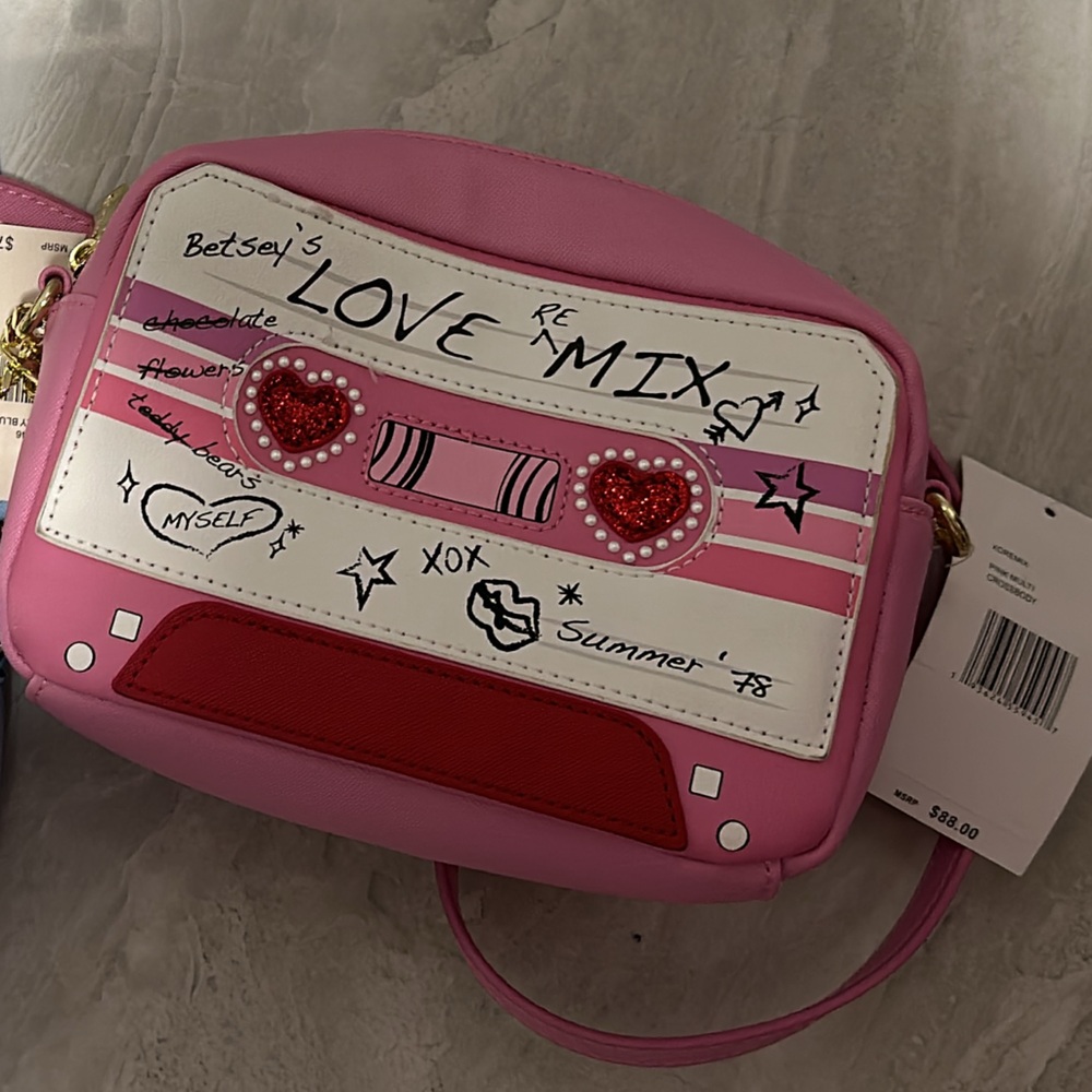 Betsy Purse new with tag